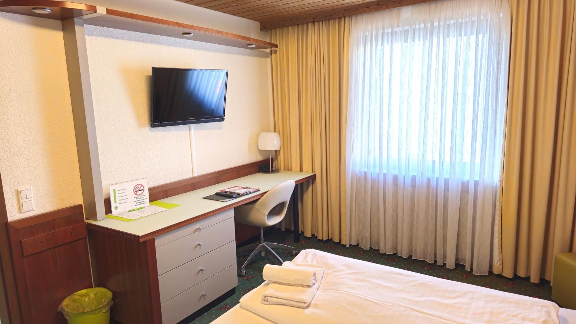 Hotel Avenue Altenfurt Nürnberg Dış mekan fotoğraf